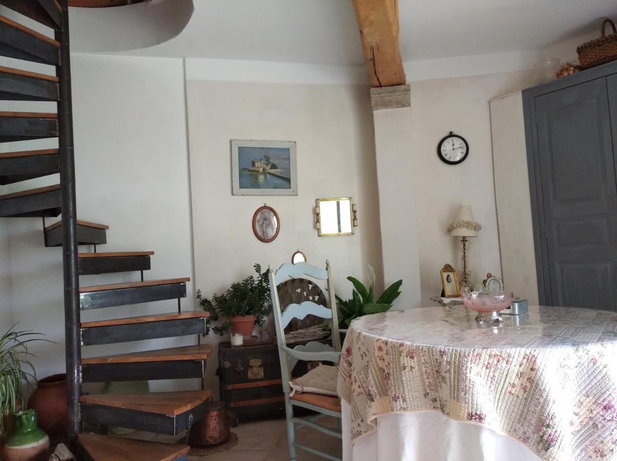 Le Petit Fabre Hotel มงตานญัค ภายนอก รูปภาพ